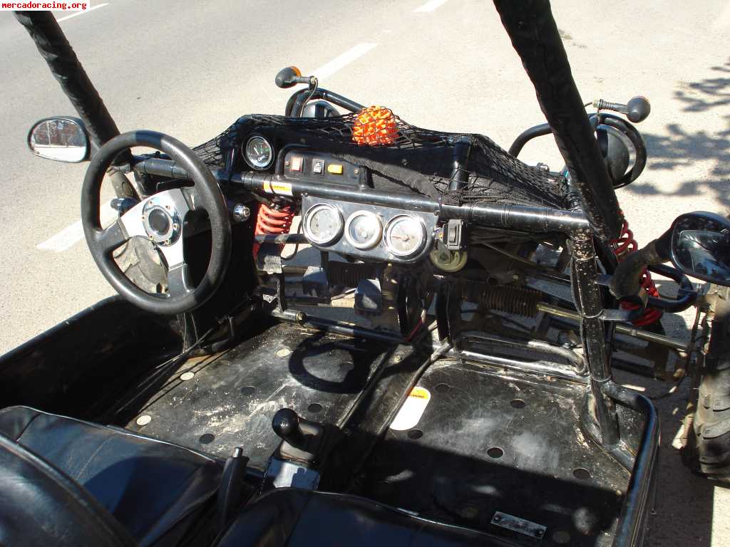 Se vende buggy kin road 650 