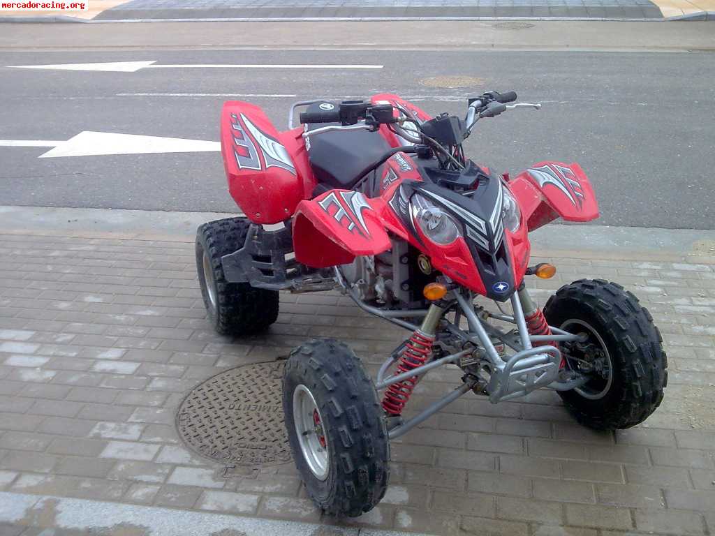 Se vende o se cambia polaris predator