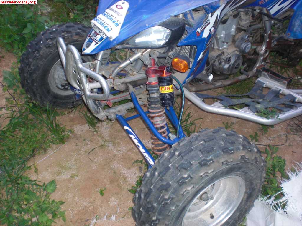 Vendo quad yamaha 450 con motor roto  muchos estras 