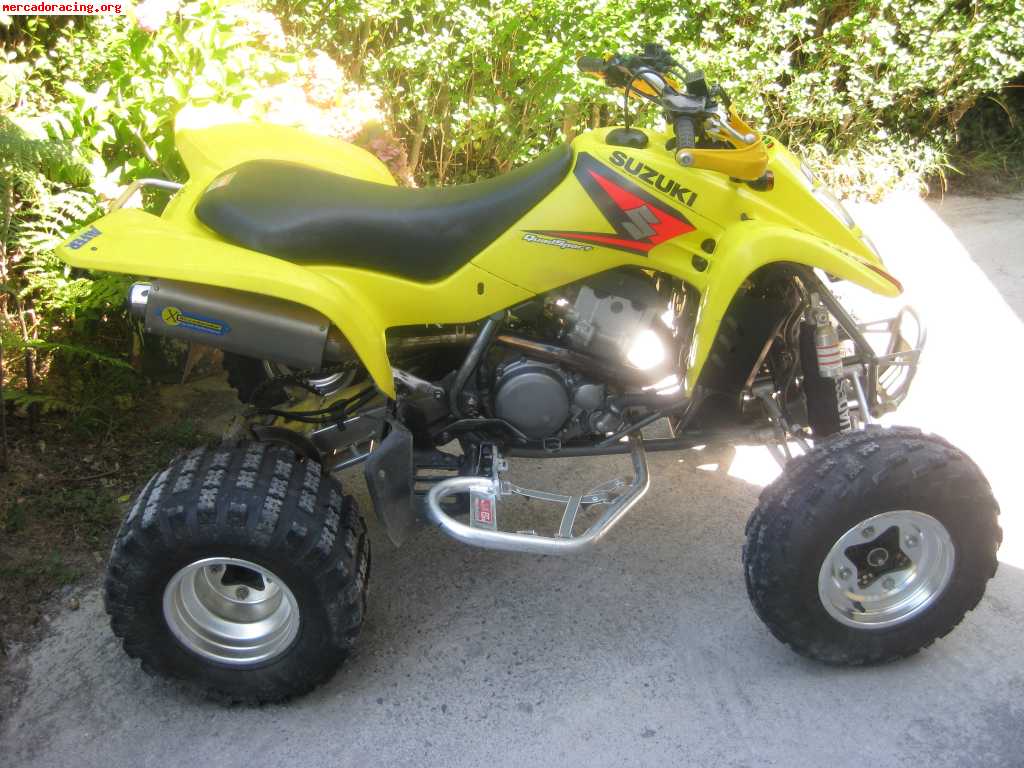 Se vende suzuki ltz 400