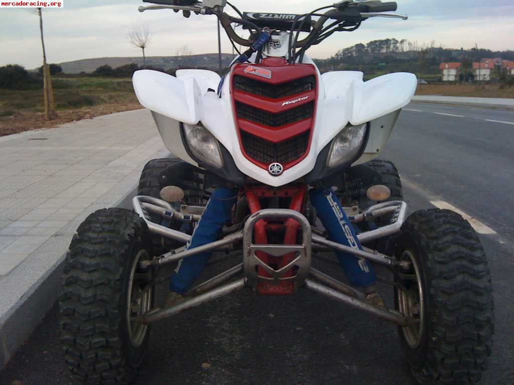 Se vende yamaha raptor 660r perfecto estado