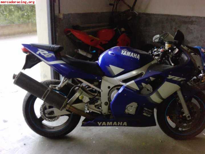 Se vende o se canvia yamaha r6