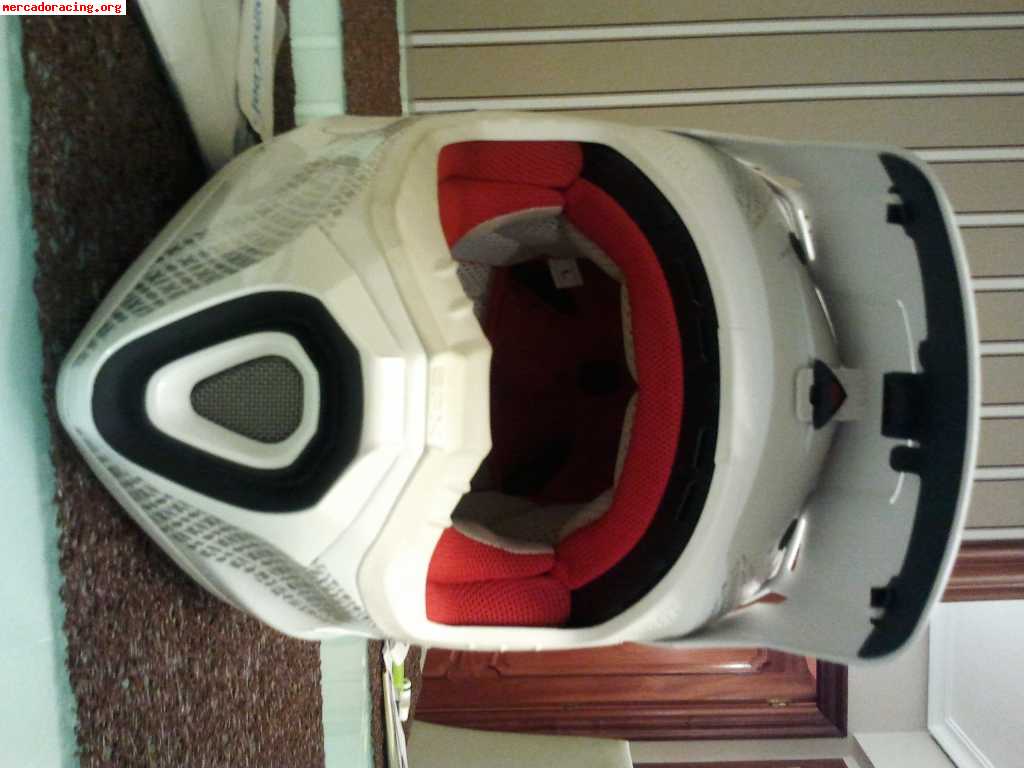 Vendo casco cros hjc