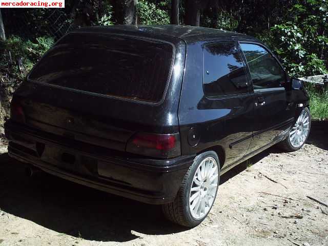 Vendo ocambio clio 16v x quad