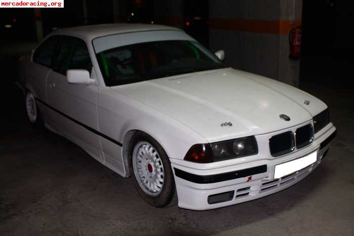 Se vende bmw e-36