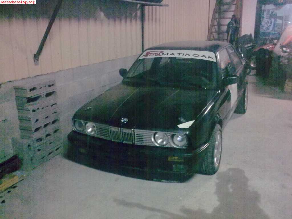 Vendo bmw  325i e30