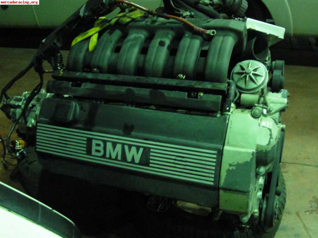 Motor bmw 325i e36 