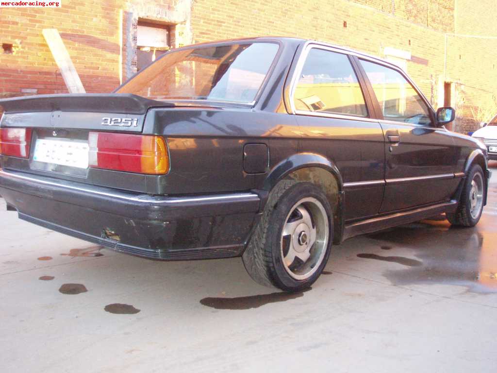 Se vende bmw 325 e30