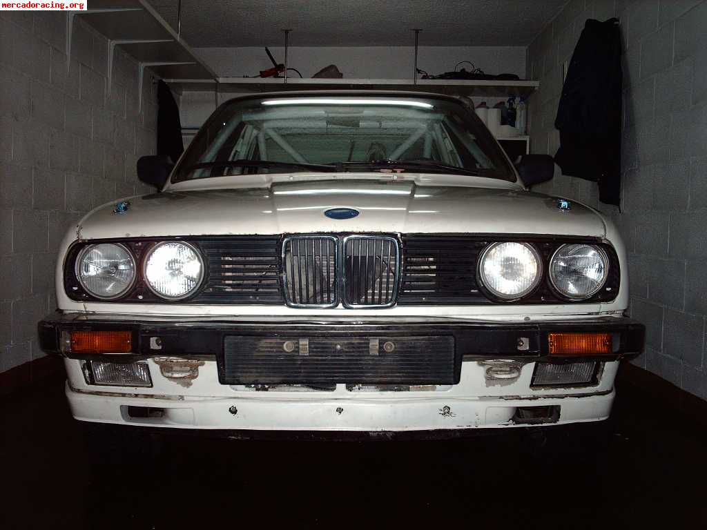 Vendo bmw 325 e30 con barras