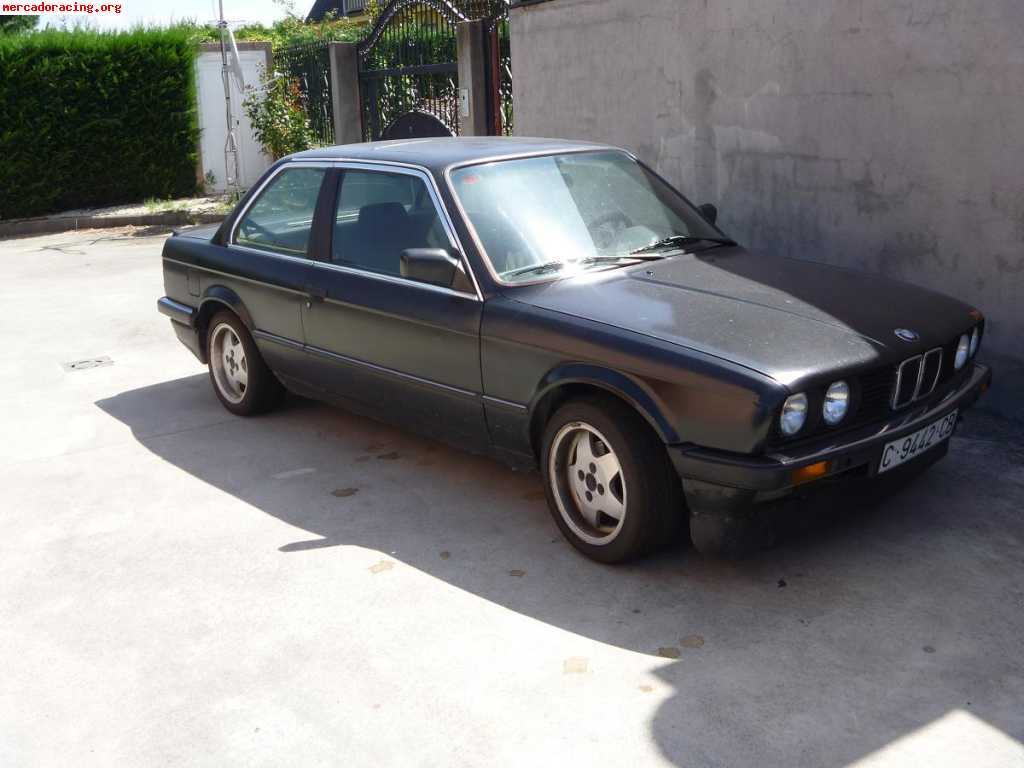 Bmw 320i e-30 de calle