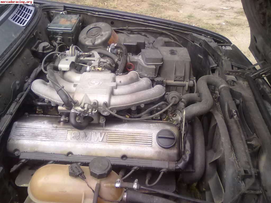 Vendo bmw 320i e30 con documentacion 1200 euros