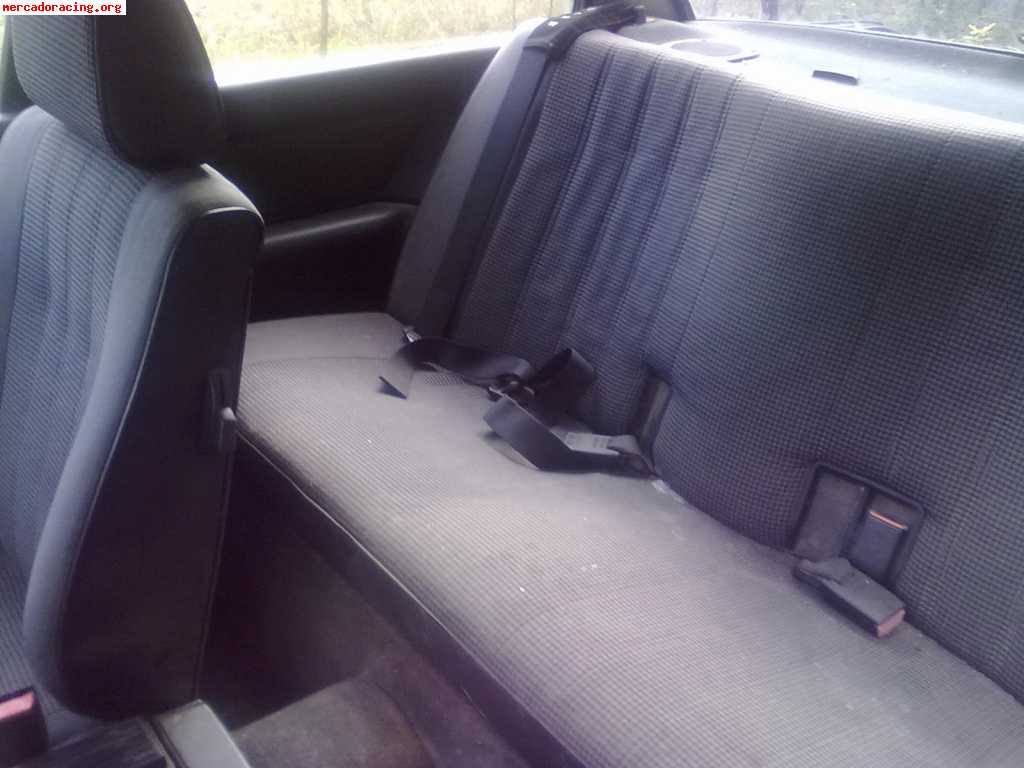 Vendo bmw 320i e30 con documentacion 1200 euros