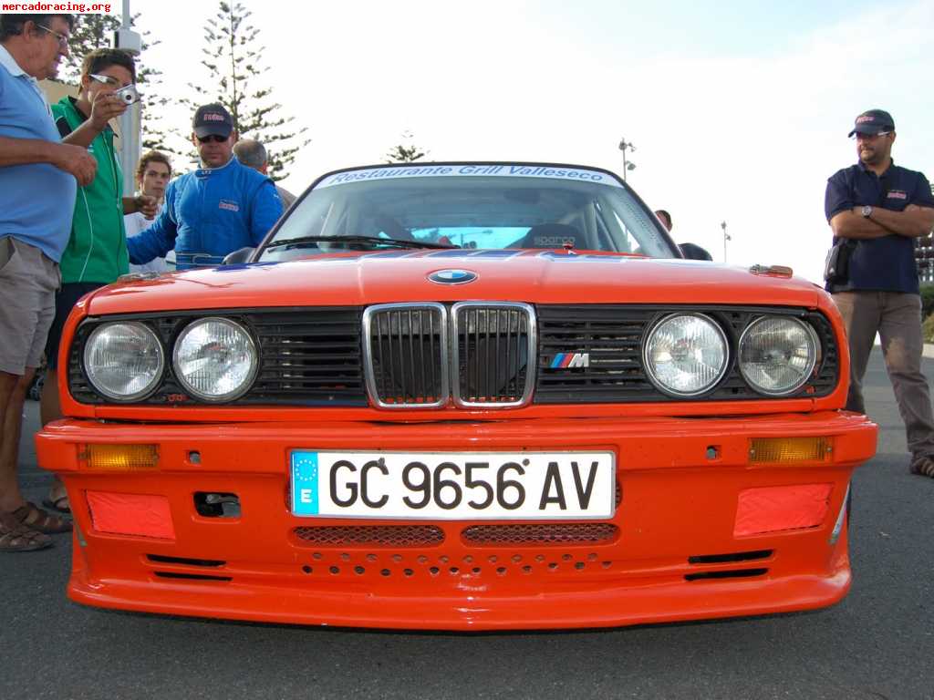 Bmw 325i e30 de grupo a gordo, mas repuestos variados