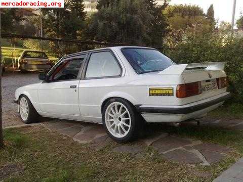 Se vende bmw 325 e30 carreras