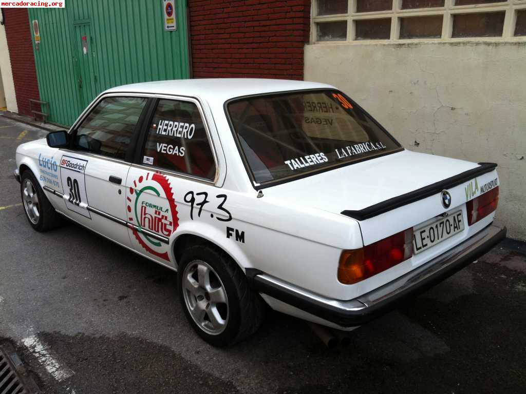 Vendo/cambio bmw 323i e30