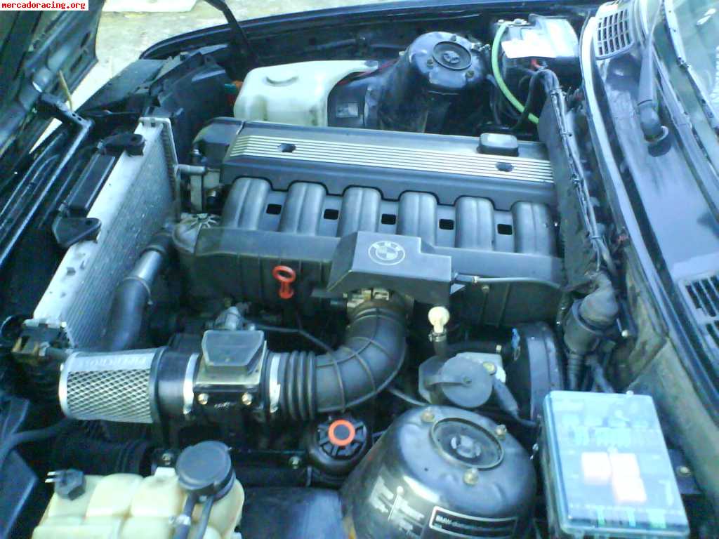 Bmw e30 con motor m50 2500cc 192cv