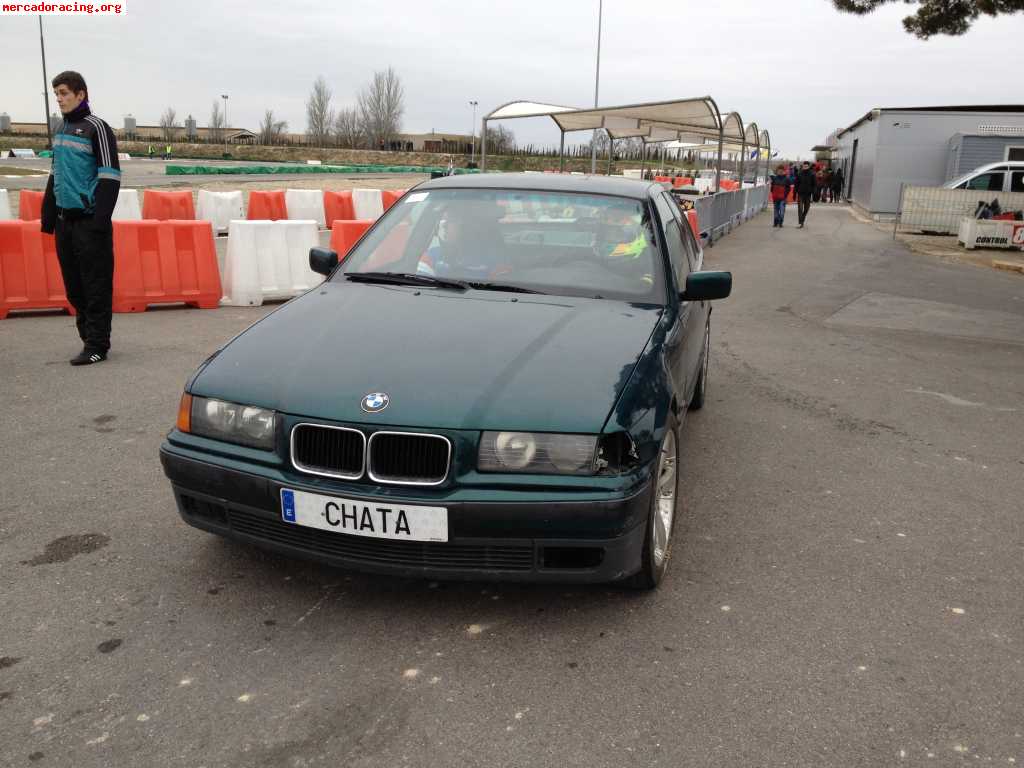 Vendo bmw 328 i  para drift año 98 vendo o cambio por yamaha