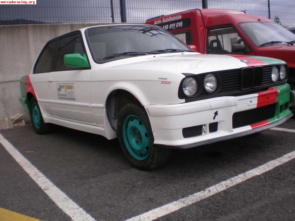 Se vende bmw e30 para circuito