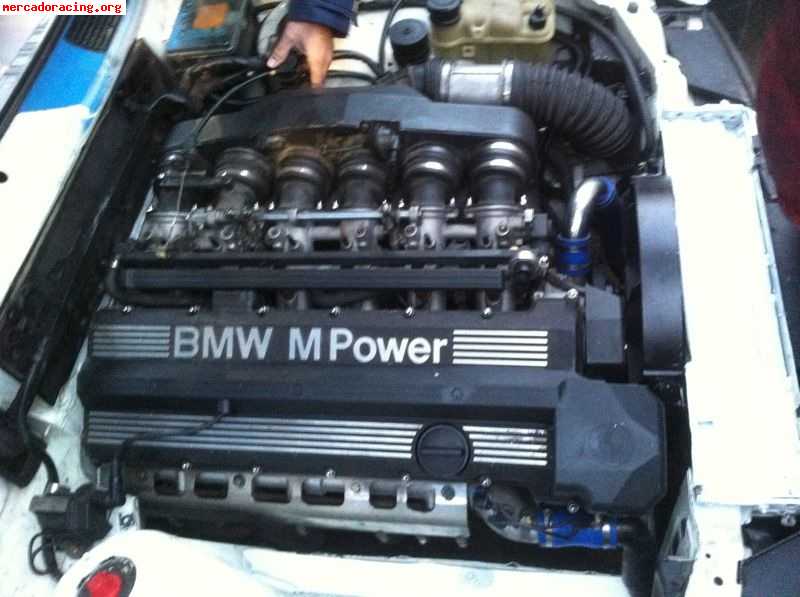 Bmw e30 motor m5 