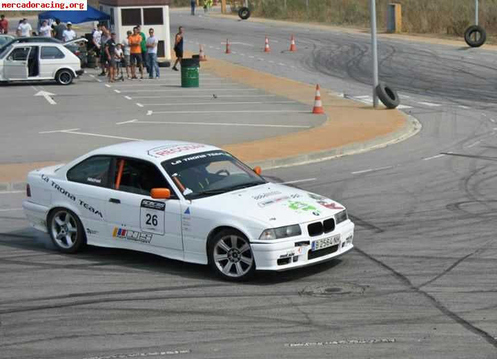 Bmw 325i de carreras