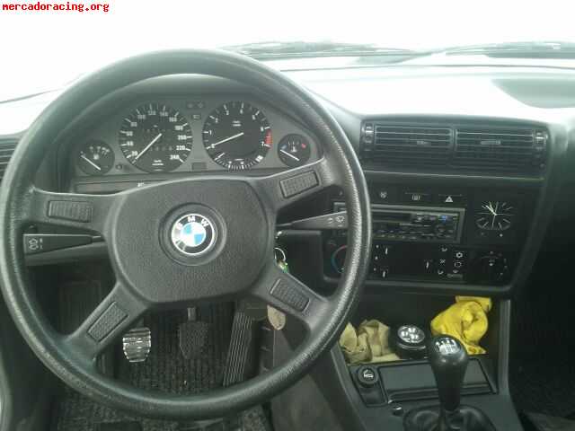 Bmw - 320 e30