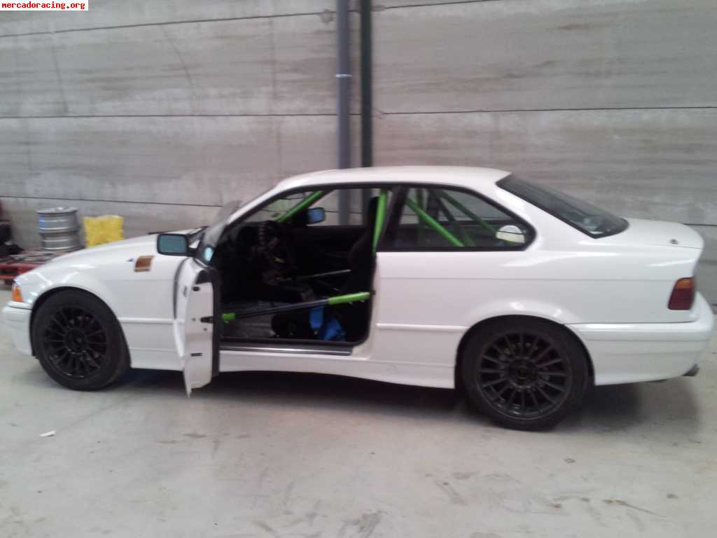 Se vende bmw 325i e36 