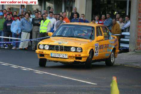 Vendo bmw323i e30