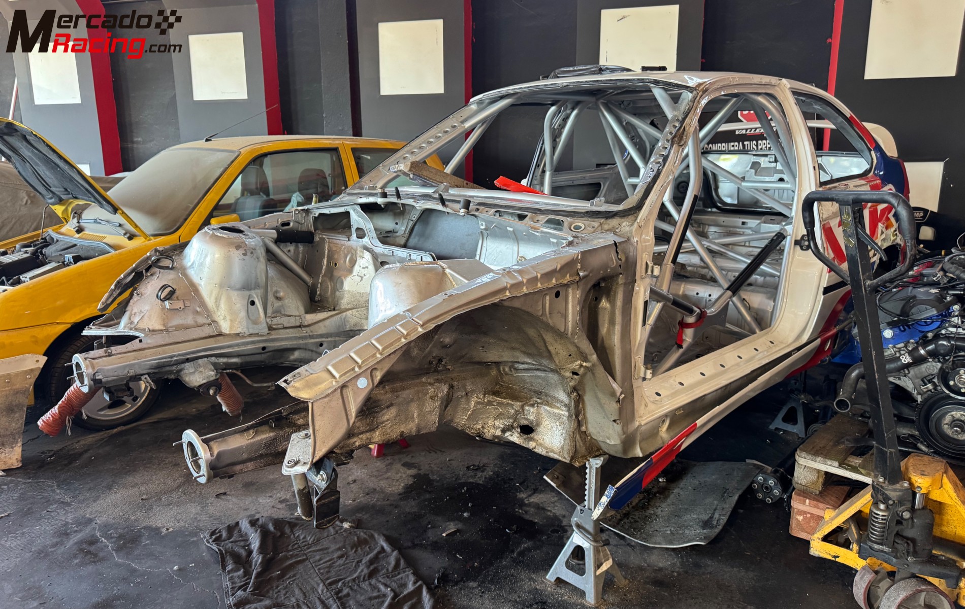 Carrocería bmw 323ti rallys 