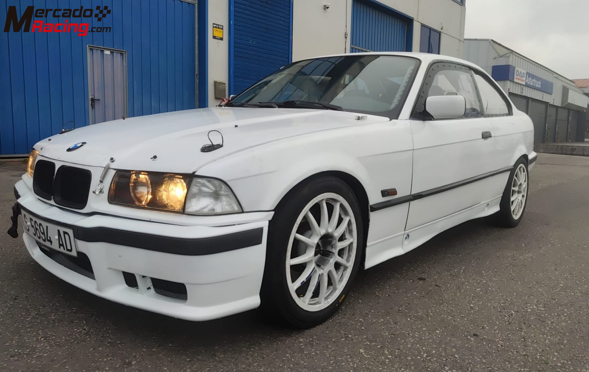 Bmw e-36 coupe samsonas 3.0cc