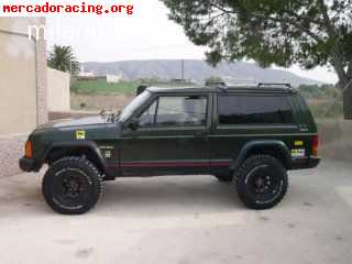 Se vende jeep cherokee turbo diesel