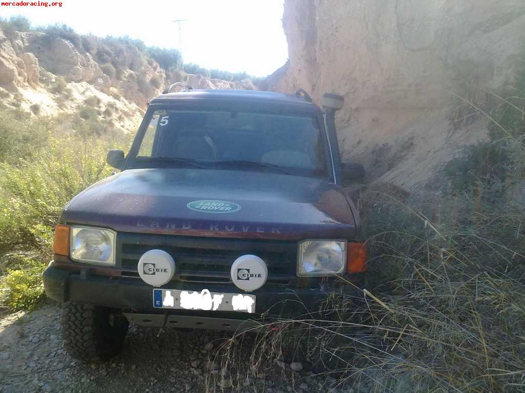 Se cambia  land rover discovery 300 tdi 1995 por vitara o si