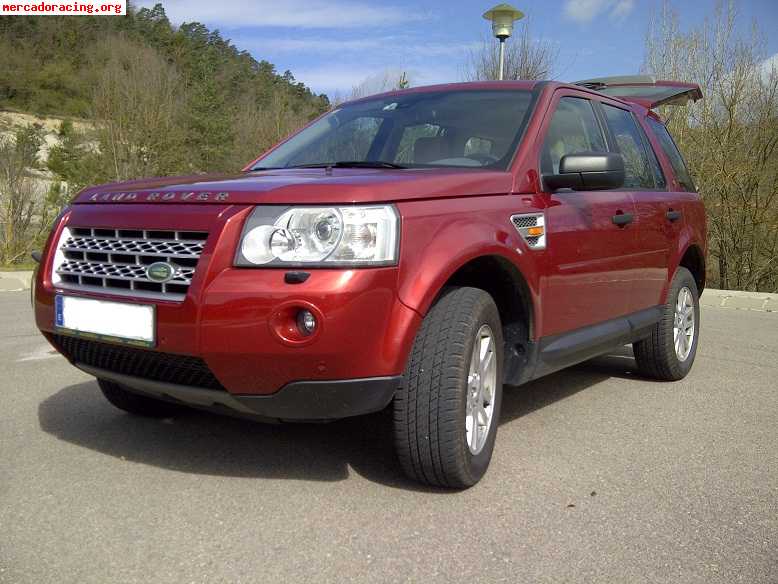 Land rover freelander 2 se td4