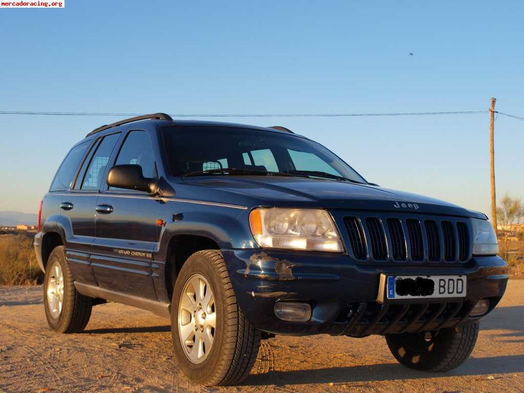 Jeep grand cherokee v8 2001 con averia 1500€