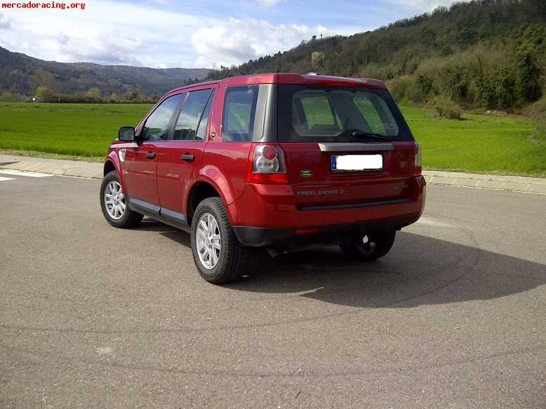 Land rover freelander 2 se td4