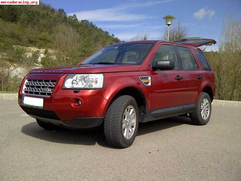 Land rover freelander 2 se td4