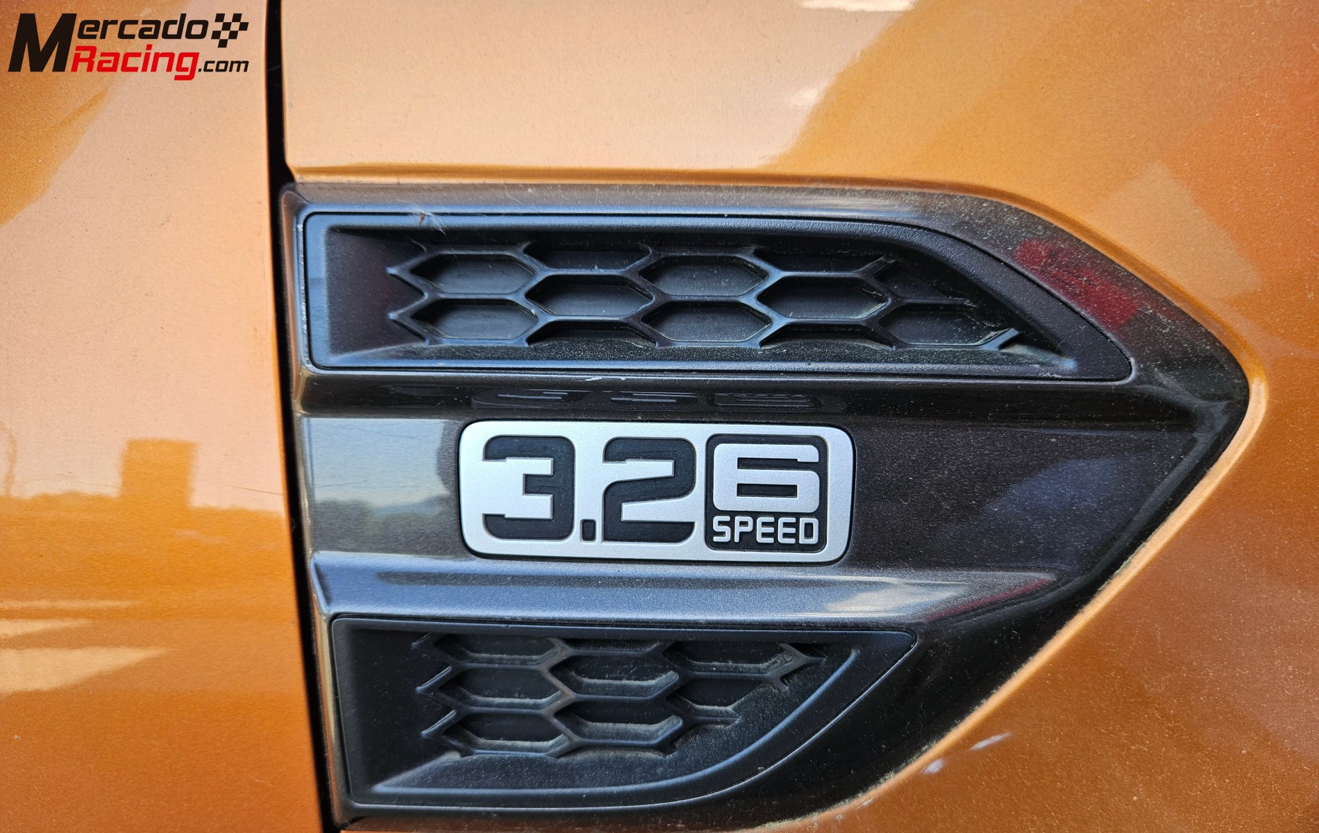 Vehiculo de asistencia raids tt