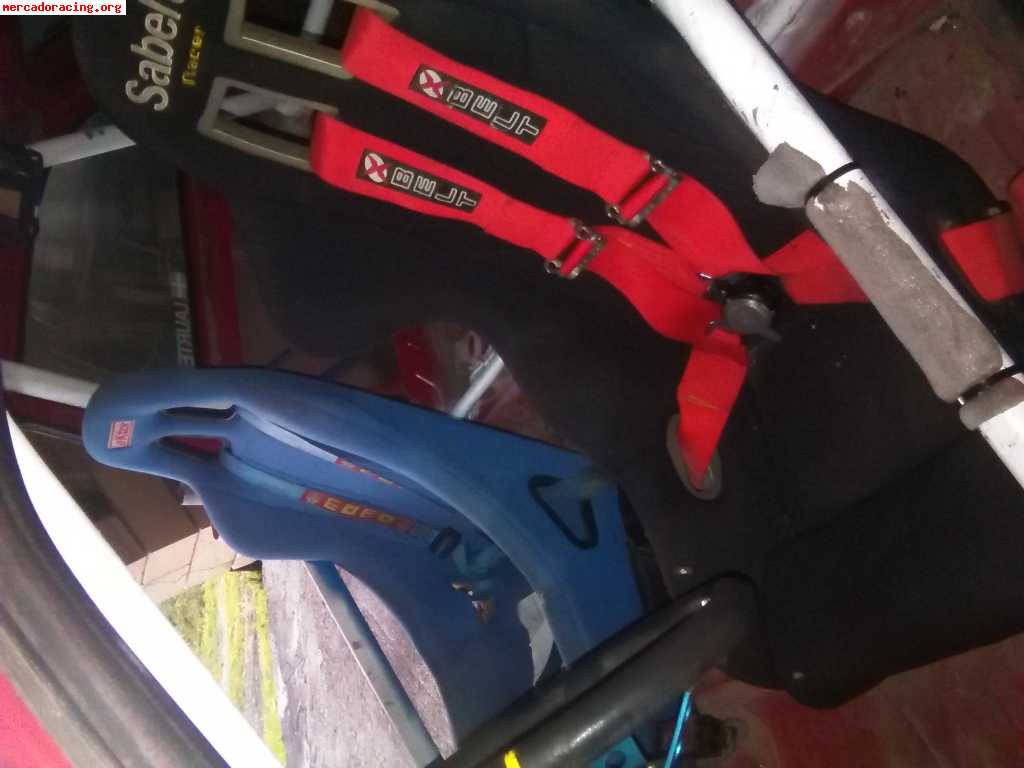 Se vende ford sierra xr4i 3 puertas.