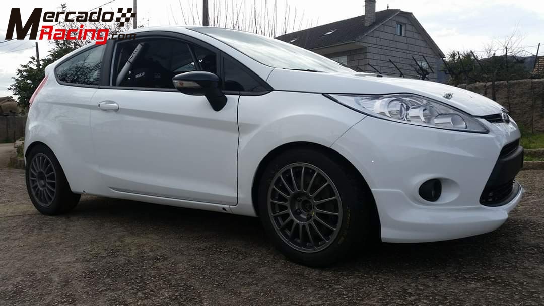 Fiesta r2