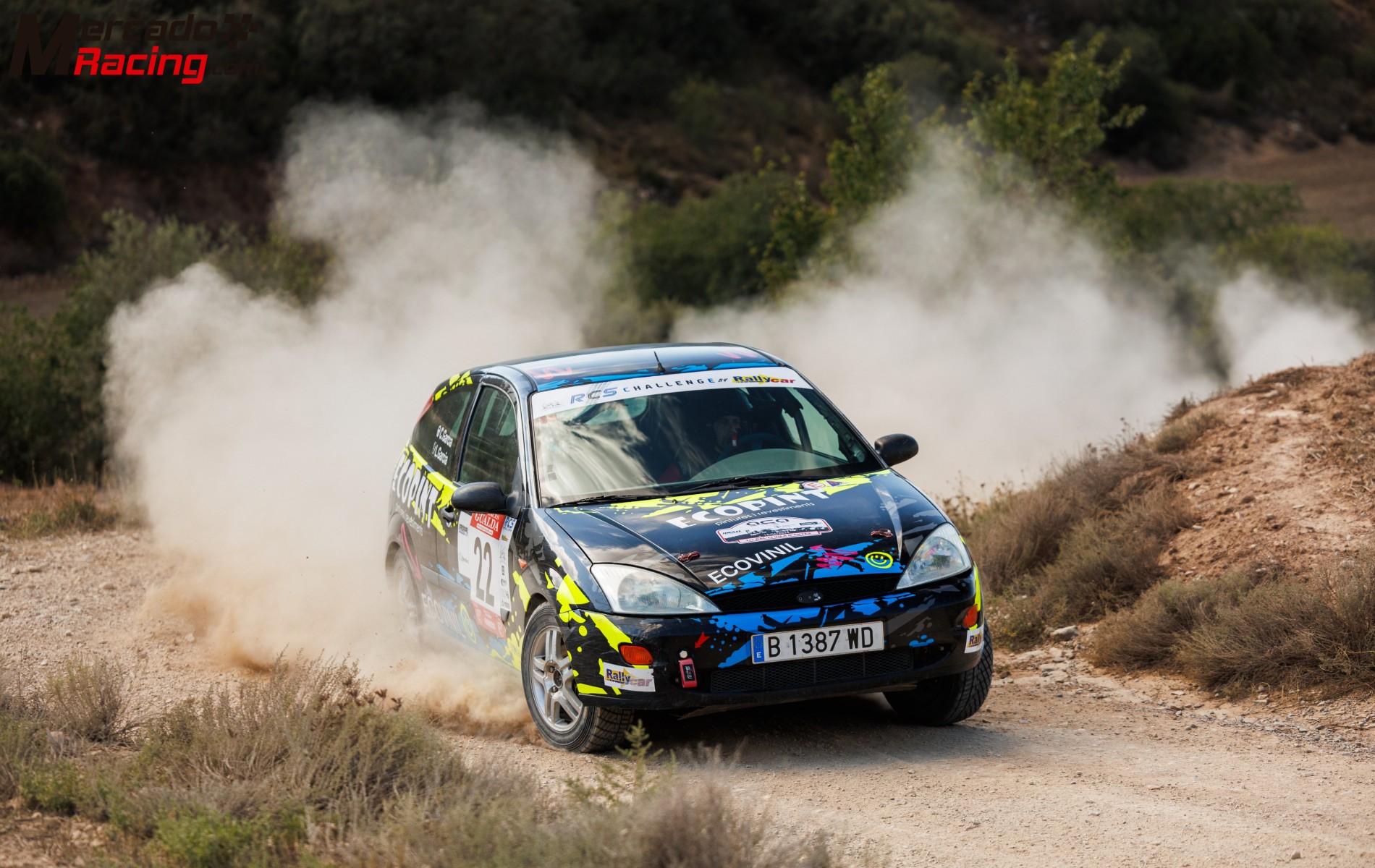 Ford focus 1.6 copas de tierra