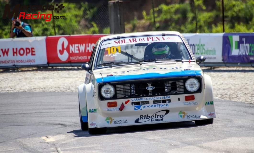 Coche de carreras ford escort mk2 - clásico listo para competir