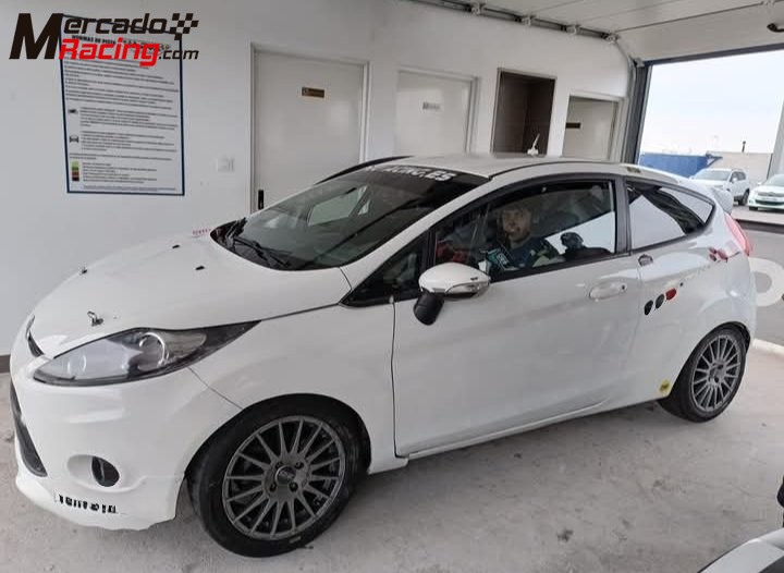 Se vende ford fiesta copa sportech