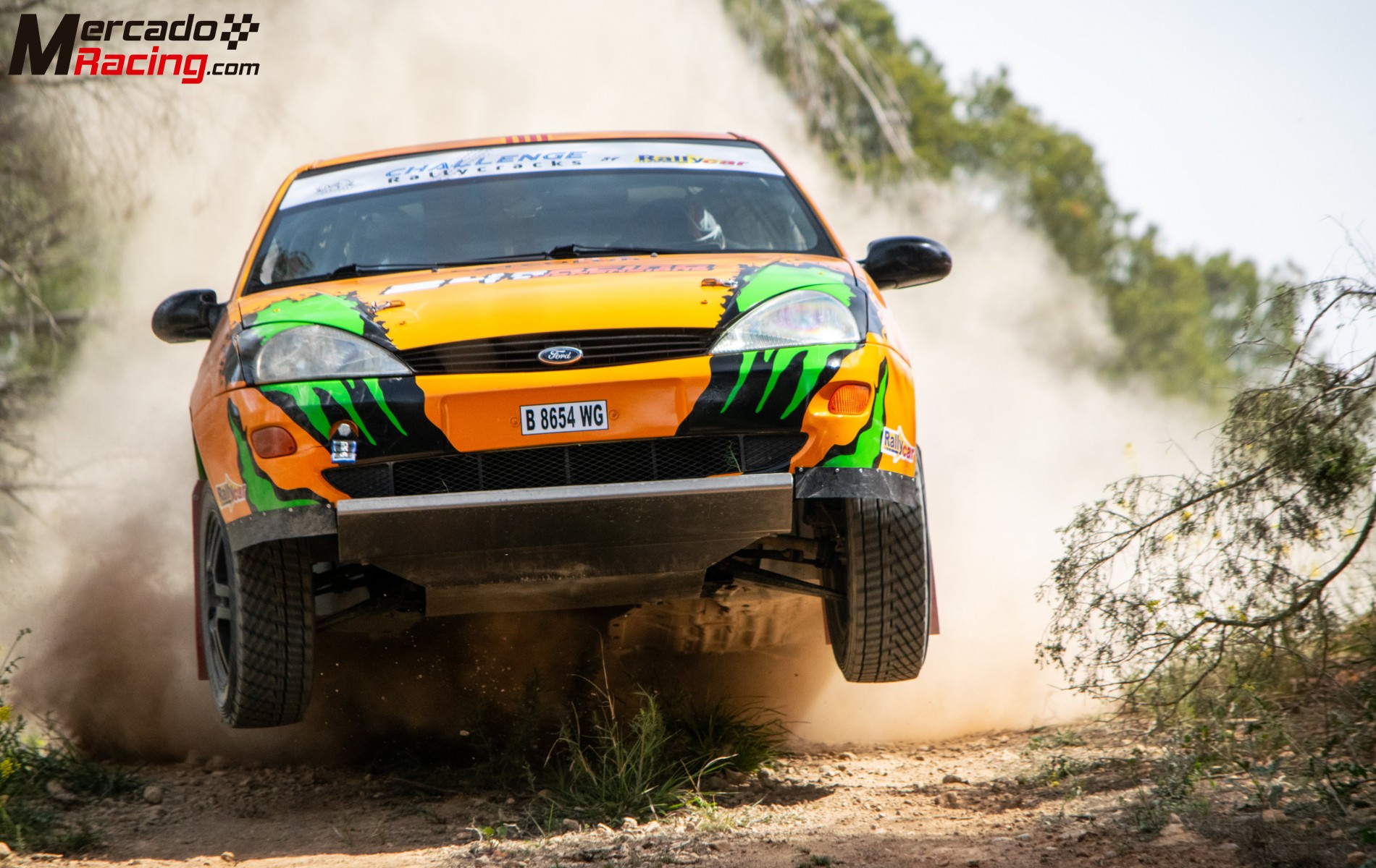 Se vende ford de la copa kumho/racvn