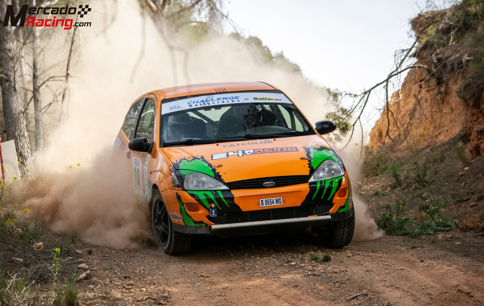 Se vende ford de la copa kumho/racvn