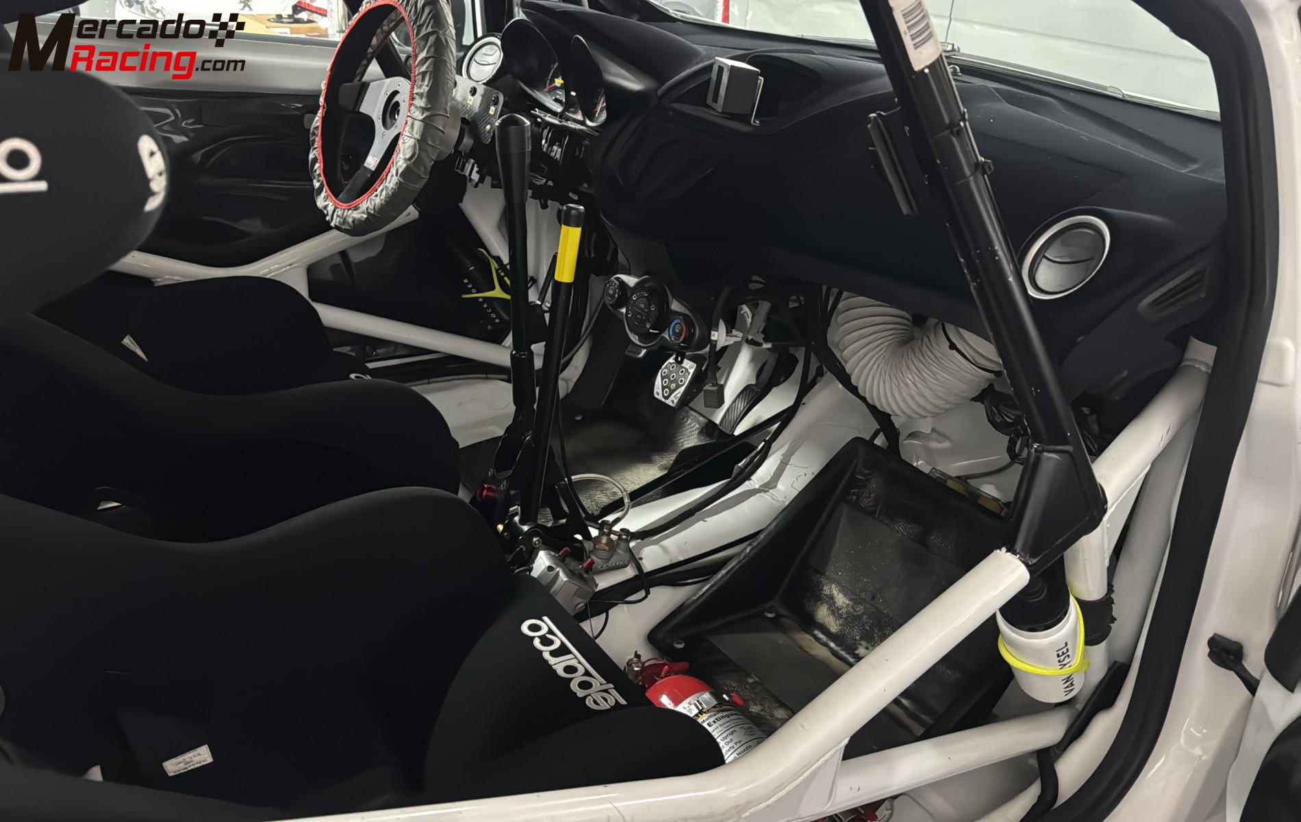 Se vende fiesta r2 msport impecable 