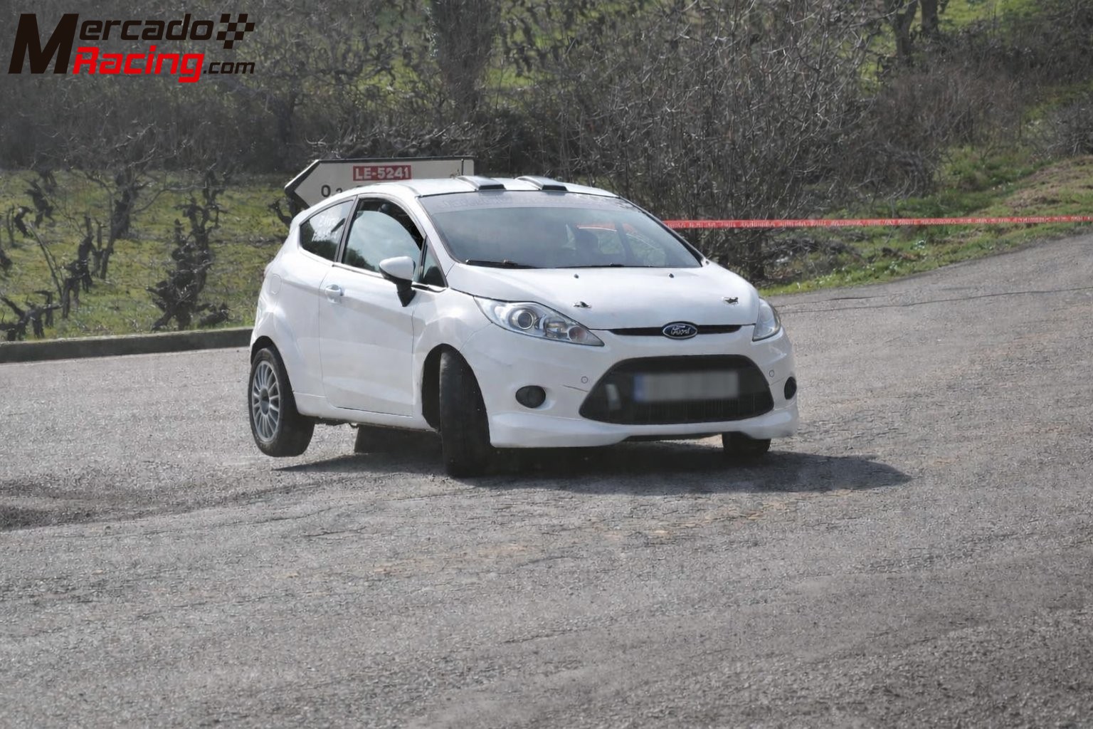 Ford fiesta r2