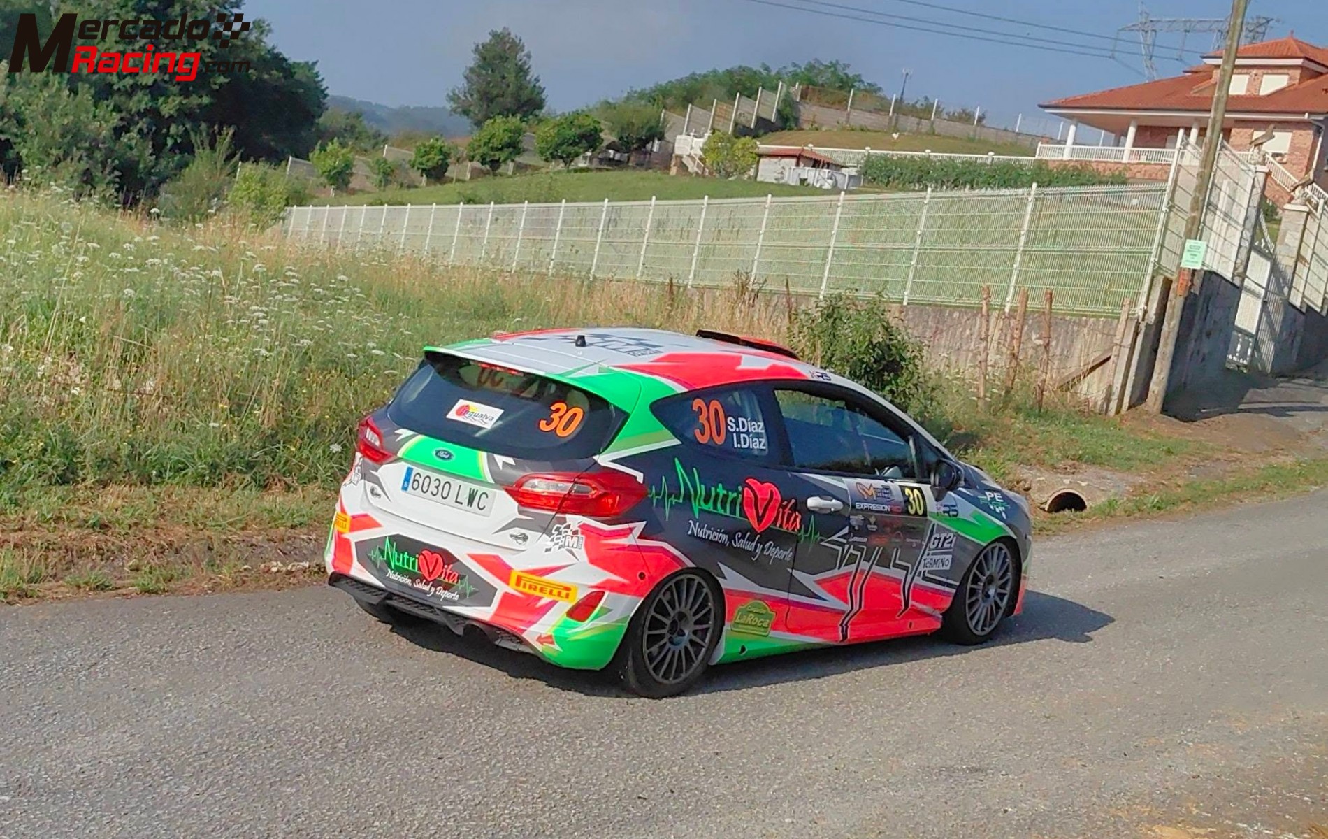 Ford fiesta rally 4 muy buen estado
