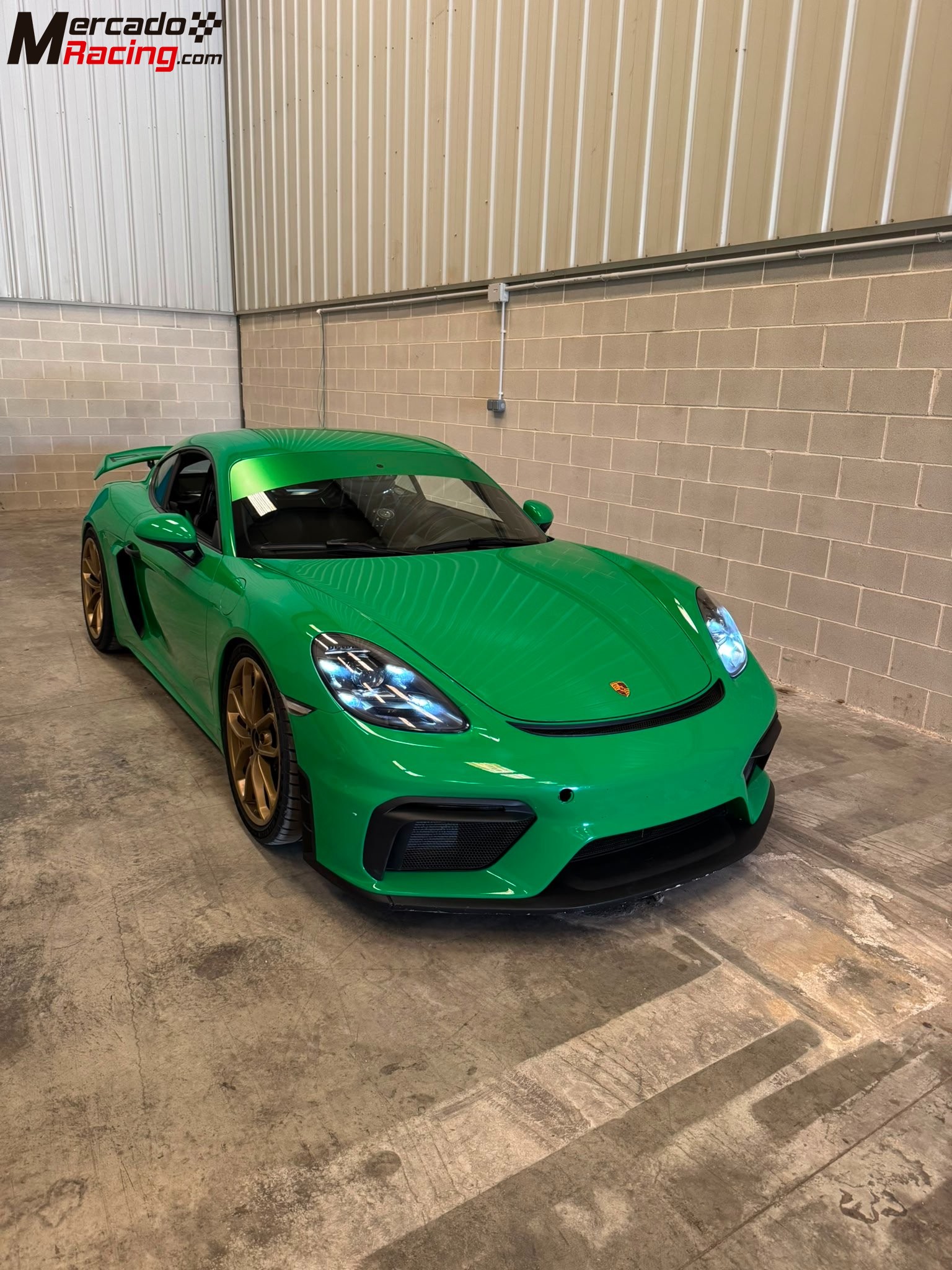 Porsche 718 gt4