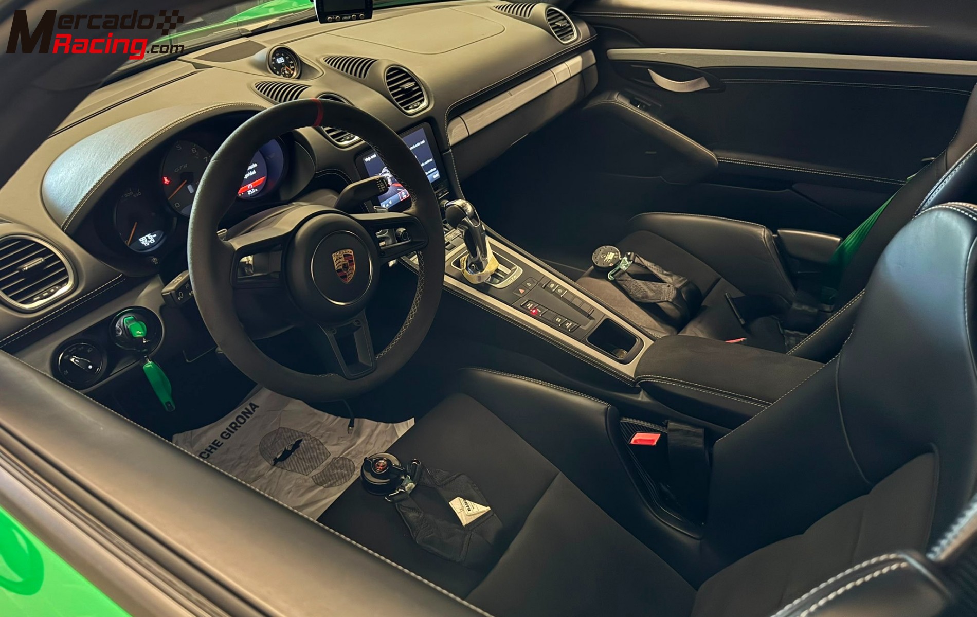 Porsche 718 gt4