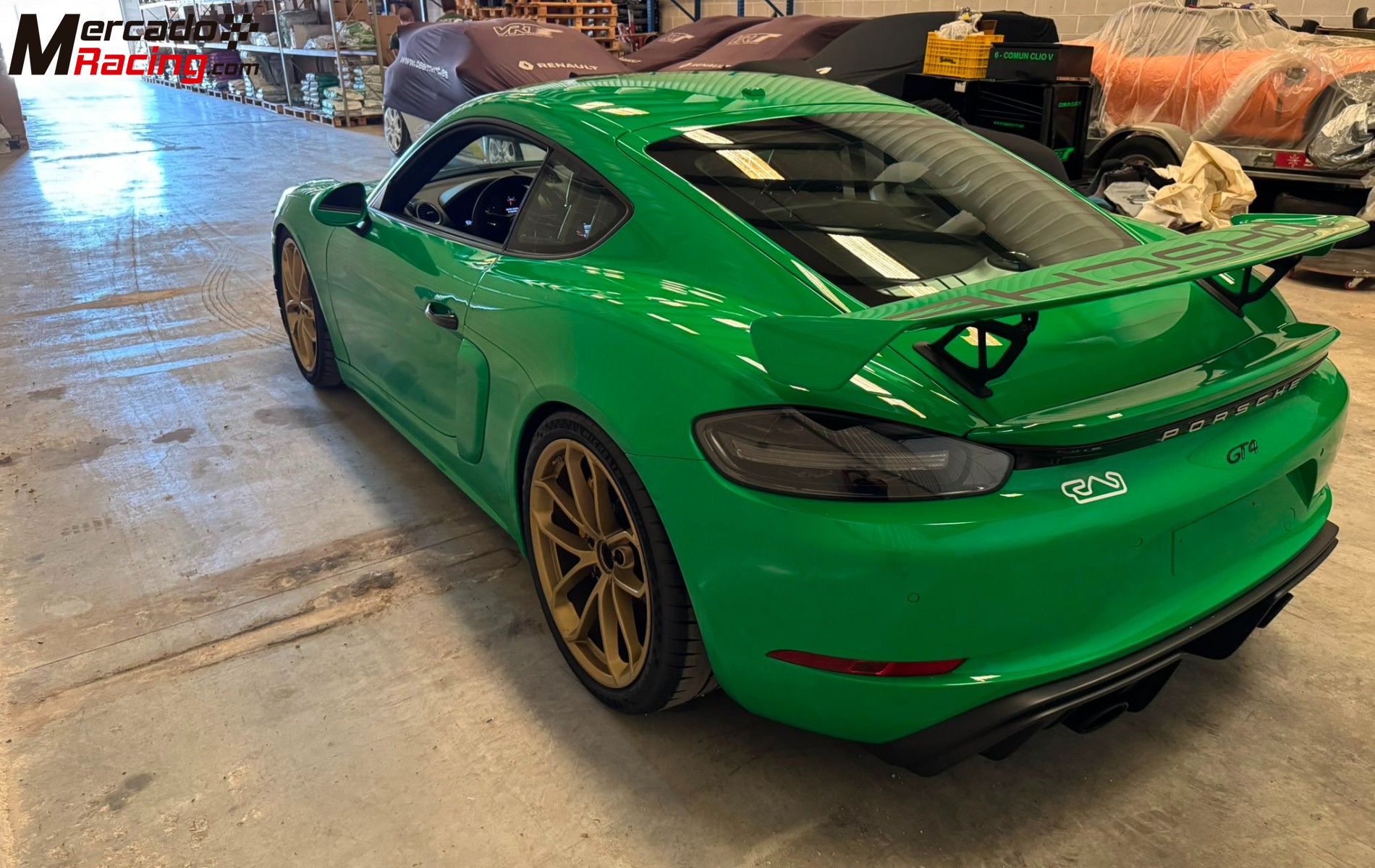 Porsche 718 gt4