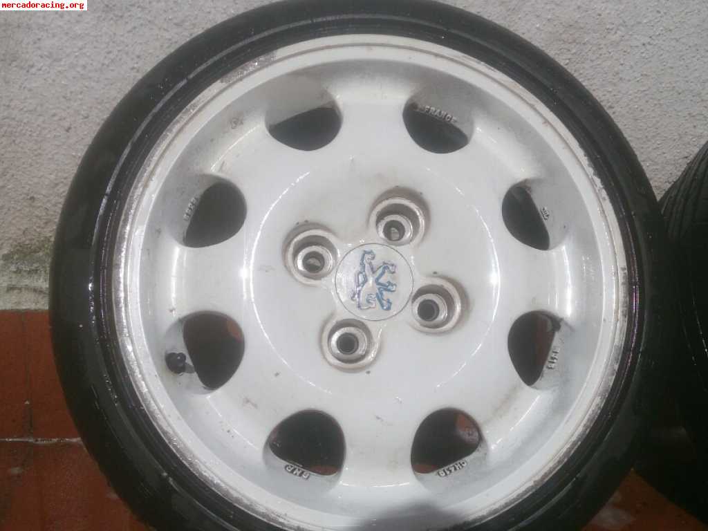 Vendo 4 llantas 205 gti blancas